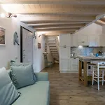 Guesthost - La Filanda - Sora & Sota Apartmán *